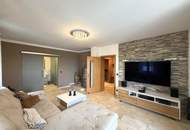 Exklusive Wohneinheit im Eckreihenhaus mit Luxusgarten &amp; Pool // Exclusive unit in a corner townhouse with a luxurious garden and pool //