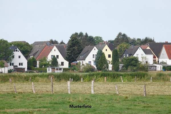 Eigenheim mit Potenzial – Einfamilienhaus mit Keller und Garage
