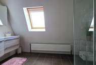 EIGENGRUND in NEUFELD!!! Generalsaniertes, großzügig angelegtes Haus mit Salzwasserpool und Garage!!
