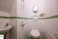 Großzügige 3 Zimmer Altbau-Wohnung mit gemütlicher Innenhof-Terrasse (50m²) &amp; U4-Anbindung - ab 1.10.25 beziehbar!