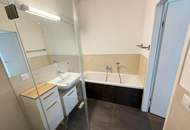 SOMMERAKTION! Charmante 3-Zimmer-Dachgeschosswohnung mit Balkon - Urbanes Wohnen nahe Naschmarkt!