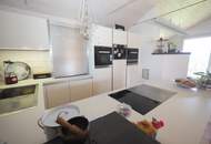 "Bezauberndes Zweifamilienhaus in Waldzell" Willkommen in deinem neuen Zuhause