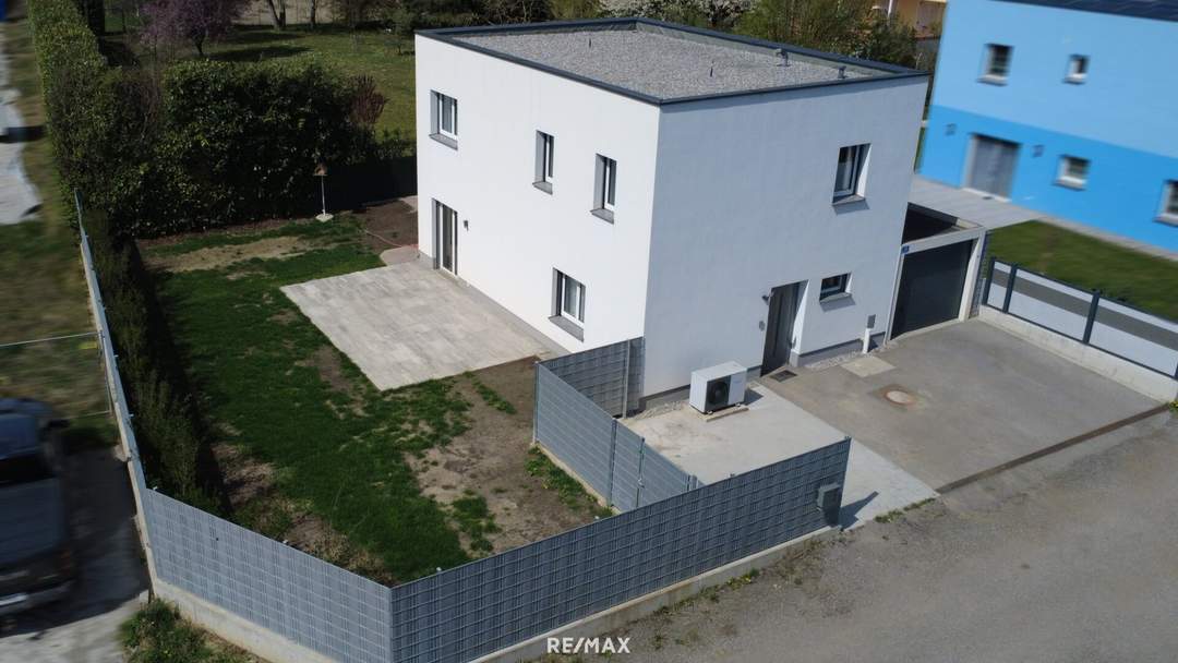 Modernes Einfamilienhaus mit Garten und Garage in Traismauer