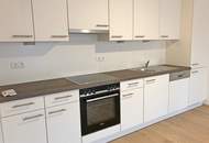 klimatisierte Dachgeschoss Wohnung mit Terrasse! inkl. Warmwasser und Heizung