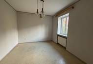 Gelegenheit! Sehr gepflegter Landsitz mit großem Wirtschaftsgebäude