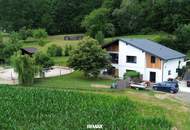 **Traumhaftes Einfamilienhaus mit Pferdestall, Koppel und großem Grundstück in Bocksdorf**