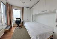 Dachgeschosswohnung mit Fernblick nahe Alter Donau