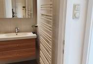 Modernes Wohnen mit Kleinstadt-Charme: Frisch sanierte, lichtdurchflutete elegante Wohnung in Stockerau