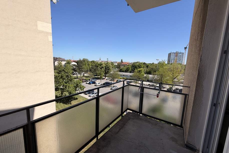 Brauhausstraße - 3 Zimmer Wohnung mit Balkon zu vermieten, Wohnung-miete, 990,00,€, 2320 Bruck an der Leitha