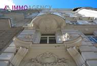 Erstbezug nach Sanierung - Stilaltbauwohnung mit kleinem Balkon