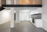 ERSTBEZUG nach Sanierung | Komplett hofseitiges Loft mit Balkon | Raumhöhe bis zu ca. 4,95 m | Büro/Praxis Nutzung und Kurzzeitvermietung möglich