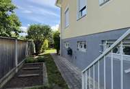 Kleines Einfamilienhaus mit Südterrasse und Garage