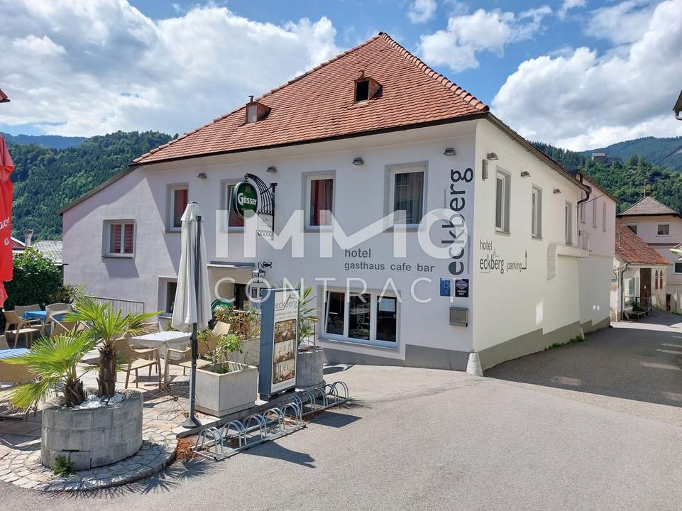 EINZIGARTIGES BETRIEBSBEREITES HOTEL-BAR-RESTAURANT AM HAUPTPLATZ