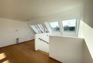 Großzügige 3-Zimmer-DG-Maisonette mit Terrasse &amp; U-Bahn-Näh