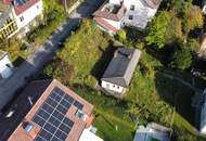 Ihr Platz zum Ankommen – Grundstück mit Altbestand und Weitblick