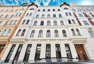 Nächst Neubaugasse! Südwestseitiger 4-Zimmer-Altbau mit Balkon in ruhiger Seitengasse!