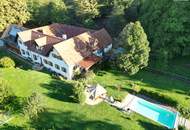 NEUER PREIS! AUSSERGEWÖHNLICHES JUWEL! Exklusiver Vierkanthof im Thermenland Steiermark – Wohnen, Reiten &amp; Leben mit Pool und Natur!