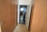 Prestigehaus Sanierungsbedürftige Altbauwohnung 3 Zimmer