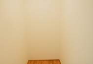 SCHÖNE 2-ZIMMER-WOHNUNG MIT SÜD-BALKON IM ERSTBEZUG