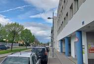 "Traumausblick! DG-Wohnung mit PP nahe Donauzentrum U1 und Alte Donau!"