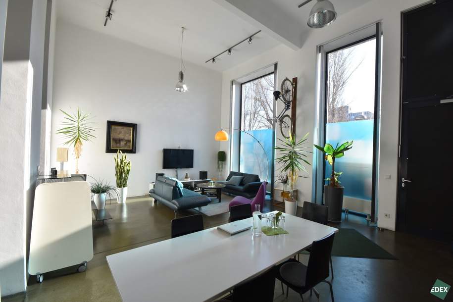 Flexibel gestaltbares Büro mit großen Glasfronten am Donaukanal, Gewerbeobjekt-kauf, 375.000,€, 1020 Wien 2., Leopoldstadt