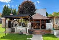 ***Renoviertes Wohnhaus mit Nebengebäuden im Dreikantstil***