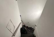 Stilvolle Bar auf zwei Etagen