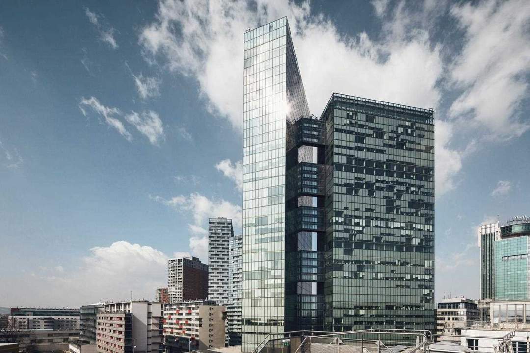 Moderne Büroflächen im Twin Tower