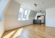 Sonnige DG-Wohnung mit Flair!