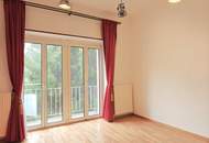 Vorgarten: Gemütliche Balkonwohnung + Idealer Grundriss + Sonniges Wohnzimmer + Teilbar auf 2-3 Zimmer