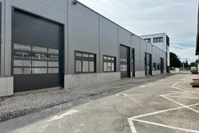 Lagerfläche 286 m² plus 86 m² Büro - Neubau: zu vermieten, Gewerbeobjekt-miete, 3.610,76,€, 4061 Linz-Land