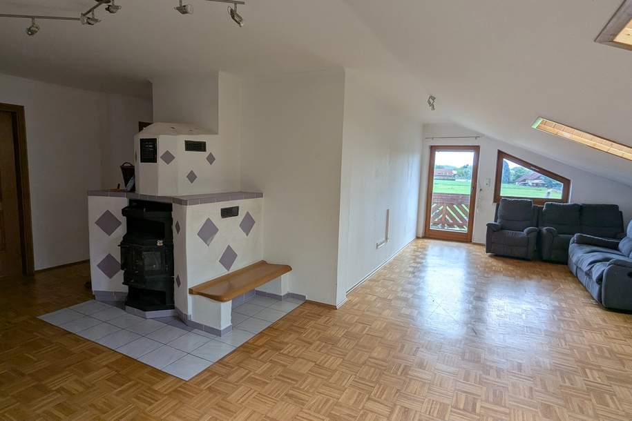 Geräumige 5-Zimmer-Wohnung mit Balkon und Parkplätzen (Provisionsfrei), Wohnung-miete, 800,00,€, 8523 Deutschlandsberg