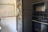 Genießen Sie mit Ihrer Familie ein einmaliges Wohlfühlumfeld in grüner und dennoch urbaner Lage! 2 Kinderzimmer, schöner Schnitt, freundlich und hell!