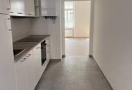 GENERALSANIERTE 2-ZIMMER-ALTBAU *ERSTBEZUG NACH KATEGORIEANHEBUNG*