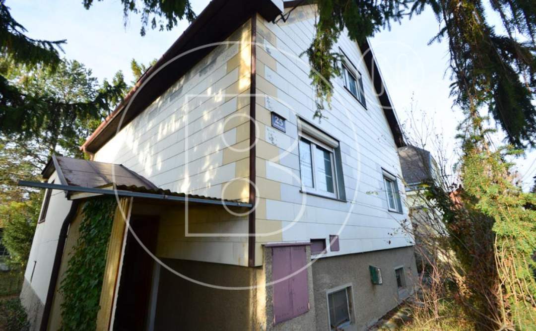 Baugrundstück mit Altbestandsgebäude in nachgefragter Wohnlage!