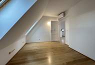 Exklusives Dachgeschoss mit 6 Zimmern, 2 Terrassen & Wellnessbereich |als WG oder Büro nutzbar