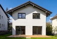 High-End Fertigteilhaus mit PV-Anlage, Kühlung & Vollkeller / ERSTBEZUG