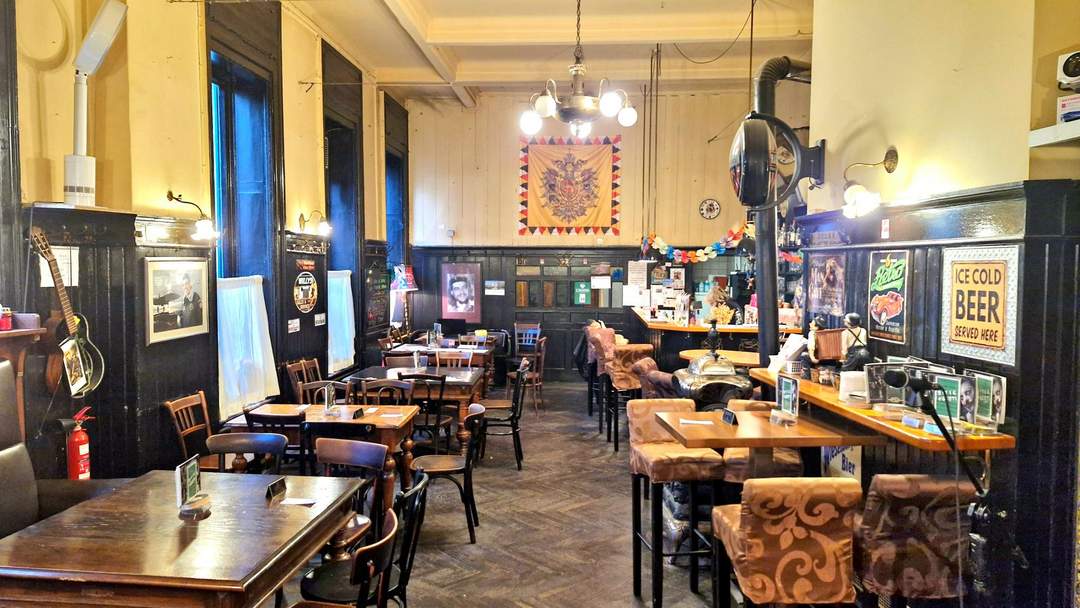 Wiener Institution - Live Musik