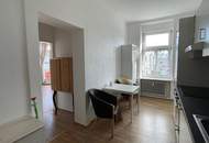Helle Wohnung mit Balkon und Abstellplatz, 1.OG, 2 Zimmer + Küche - Toppreis!
