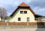 ***Wohn- und Lebensqualität! Schönes Haus in Ortslage mit super Platzangebot***