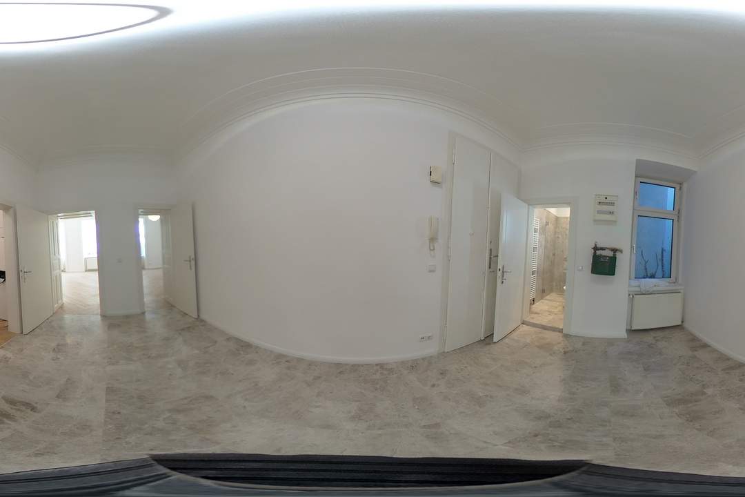 Erstbezugs-Wohnung mit Altbau-Flair in AKH/U6-Nähe
