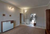 UNGARN - gepflegtes Dreiparteienwohnhaus