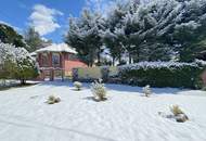 Winterzauber In UNGARN bei der Österreichischen Grenze! Doppelgrundstück | neue Küche | Pool | Brunnen | niedrige Betriebskosten | großzügiger Garten | 2 Carports