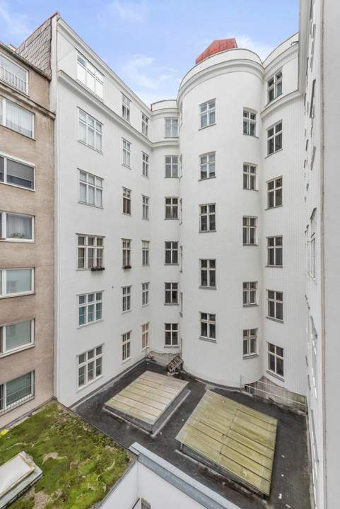 Top Preis Leistungsverhältnis nah dem Servitenviertel/Clusiusgasse, sanierungsbedürftig, ca. 68,47 m², Hofruhelage!