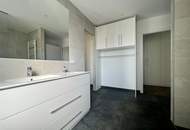 ++ NEU ++ GRANDIOSE VIER Zimmer mit BALKON ++ WIEN MITTE