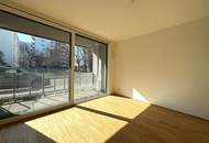 ++ NEU ++ ZWEI Zimmer WOHNUNG mit LOGGIA