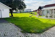 Kreative Villa mit Wintergarten und Nebengebäude