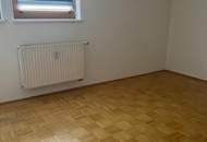 Großzügige 2-Zimmer-Dachgeschoßwohnung im Herzen der Grazer Innenstadt /Grabenstrasse