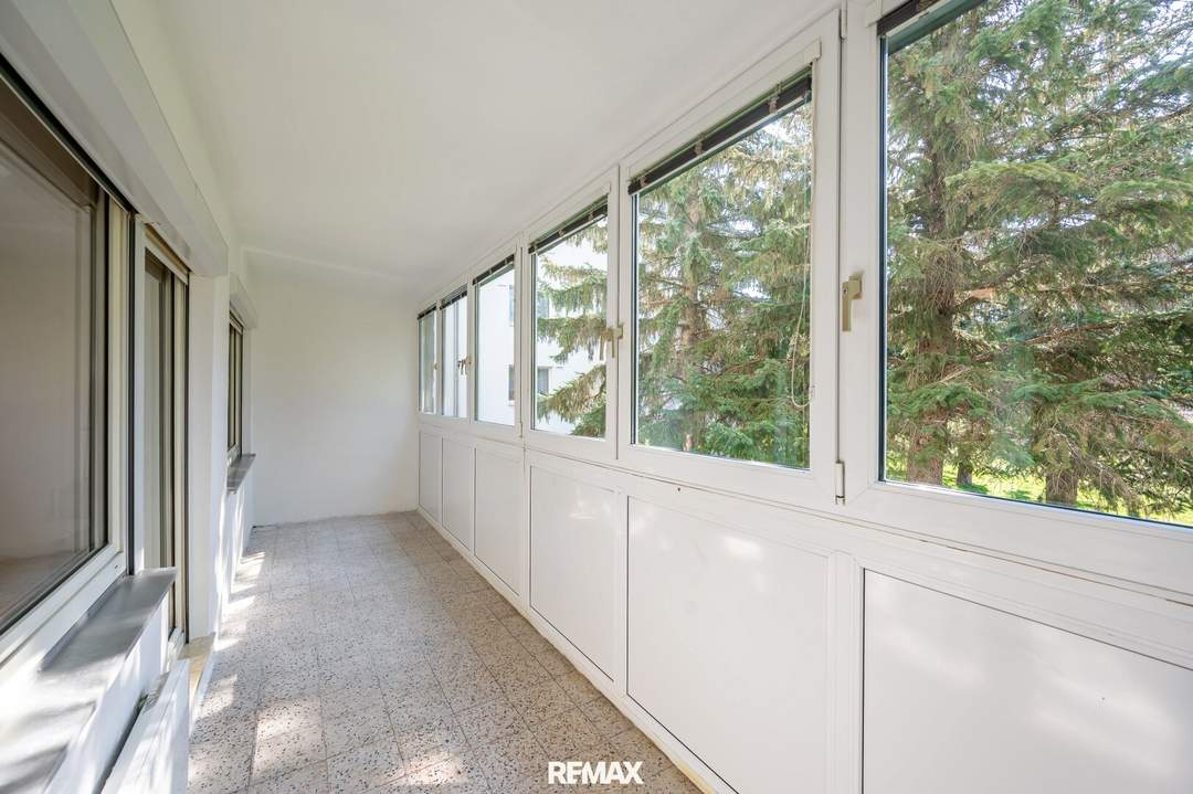 3 ZIMMER MÖGLICH l RUHIGE WOHNUNG MIT VERGLASTER LOGGIA