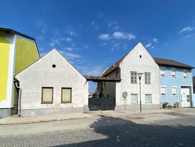 Ehemaliger Bauernhof im Ortskern!